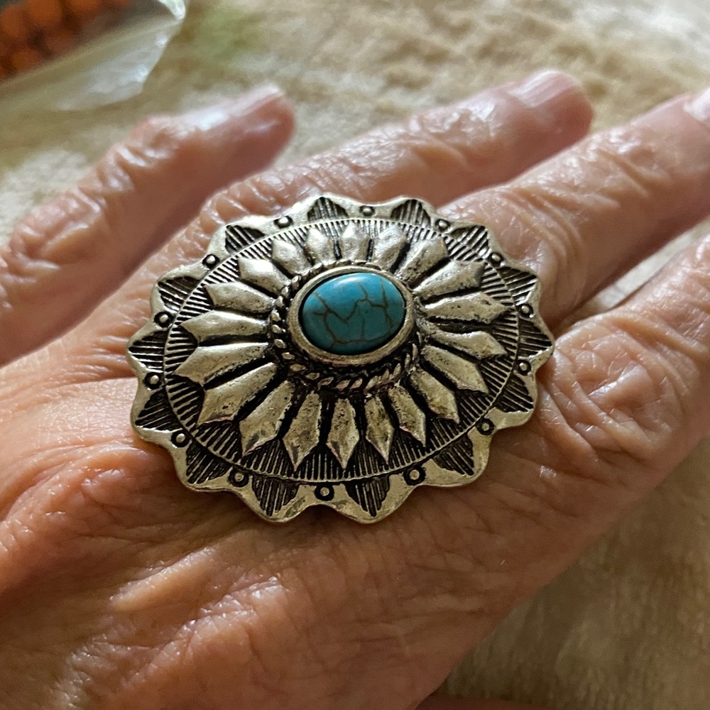 Turquoise Silver Statement Ring - image 1